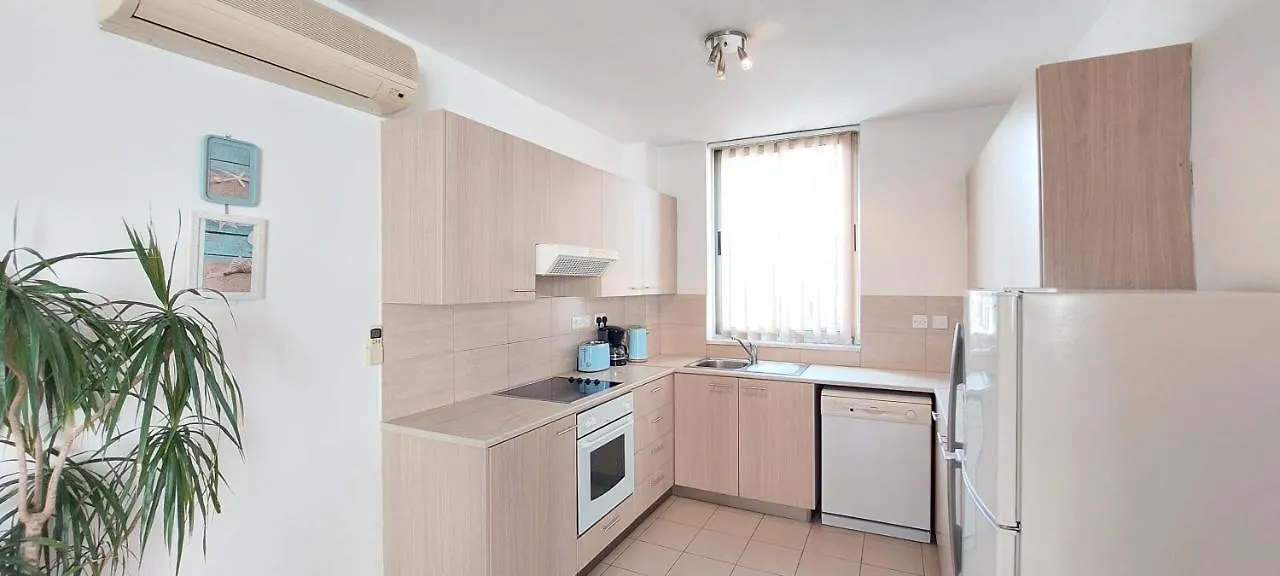 City Flats Complex Apartment Larnaca 0*,